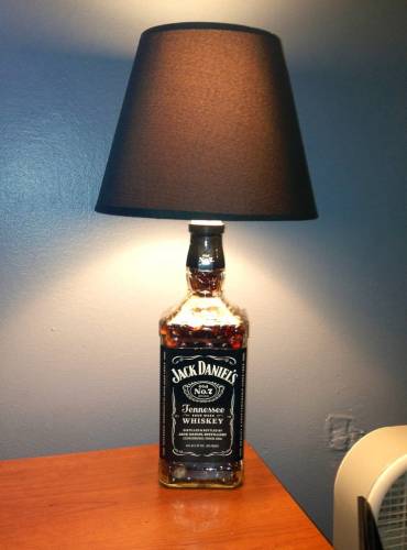 Оригинальная настольная лампа Jack Daniel’s: мастер-класс